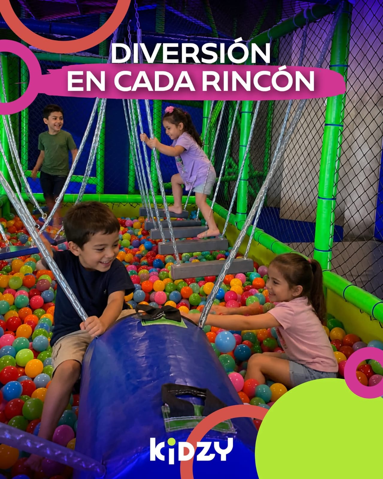 Alberca de pelotas y juegos